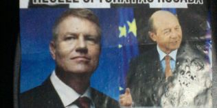 Copii si Traian Basescu apar pe afise electorale gasite de clujeni in cutiile postale