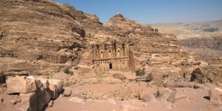 REPORTAJ La Petra (Iordania), unde se termina lumea. Care sunt principalele atractii din fostul oras antic