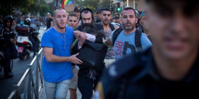 Sase persoane au fost injunghiate la parada gay din Ierusalim