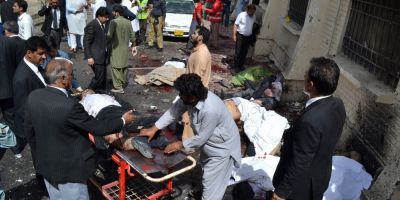 Atentat la un spital din nord-vestul Pakistanului. Cel putin 40 de persoane au fost ucise