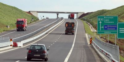 Unsprezece soferi, prinsi conducand cu viteze excesive pe autostrazile A1, A2 si A3. Recordul, 208 km/h pe A1 Ramnicu Valcea - Deva