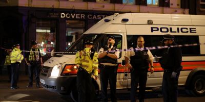 Autoritatile britanice, in alerta dupa atentatul de la Londra: autorii atacului au fost identificati